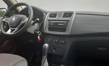 Renault Logan 2018 года за 35 790 BYN в Минск