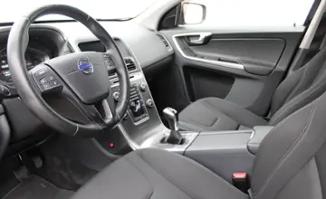 Volvo XC60 2016 года за 55 990 BYN в Минск