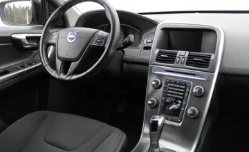 Volvo XC60 2016 года за 55 990 BYN в Минск