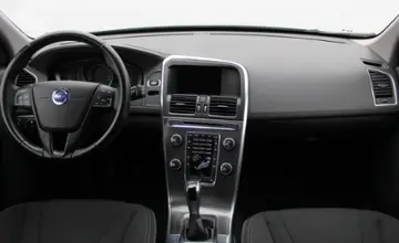 Volvo XC60 2016 года за 55 990 BYN в Минск