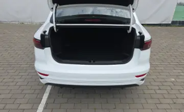 Geely Emgrand 2023 года за 38 490 BYN в Минск