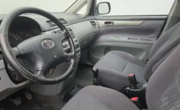 Toyota Avensis Verso 2003 года за 16 990 BYN в Минск