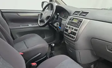 Toyota Avensis Verso 2003 года за 16 990 BYN в Минск