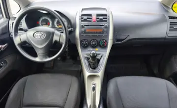 Toyota Auris 2009 года за 16 990 BYN в Могилев