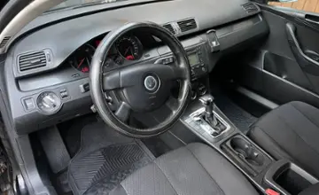 Volkswagen Passat 2006 года за 12 990 BYN в Гродно