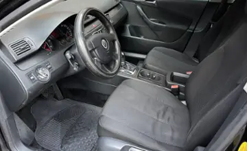 Volkswagen Passat 2006 года за 12 990 BYN в Гродно