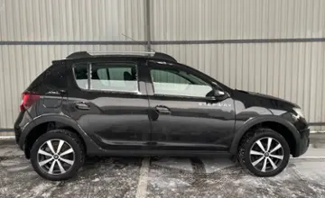 Renault Sandero 2017 года за 27 990 BYN в Минск