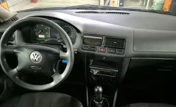 Volkswagen Golf 2001 года за 13 190 BYN в Могилев
