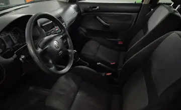 Volkswagen Golf 2001 года за 13 190 BYN в Могилев