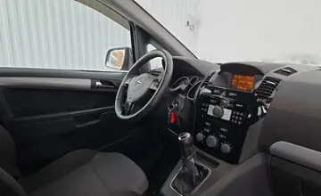 Opel Zafira 2011 года за 28 990 BYN в Минск