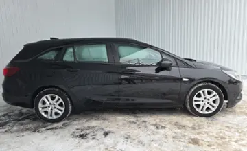 Opel Astra 2017 года за 30 990 BYN в Минск