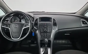 Opel Astra 2012 года за 26 990 BYN в Минск