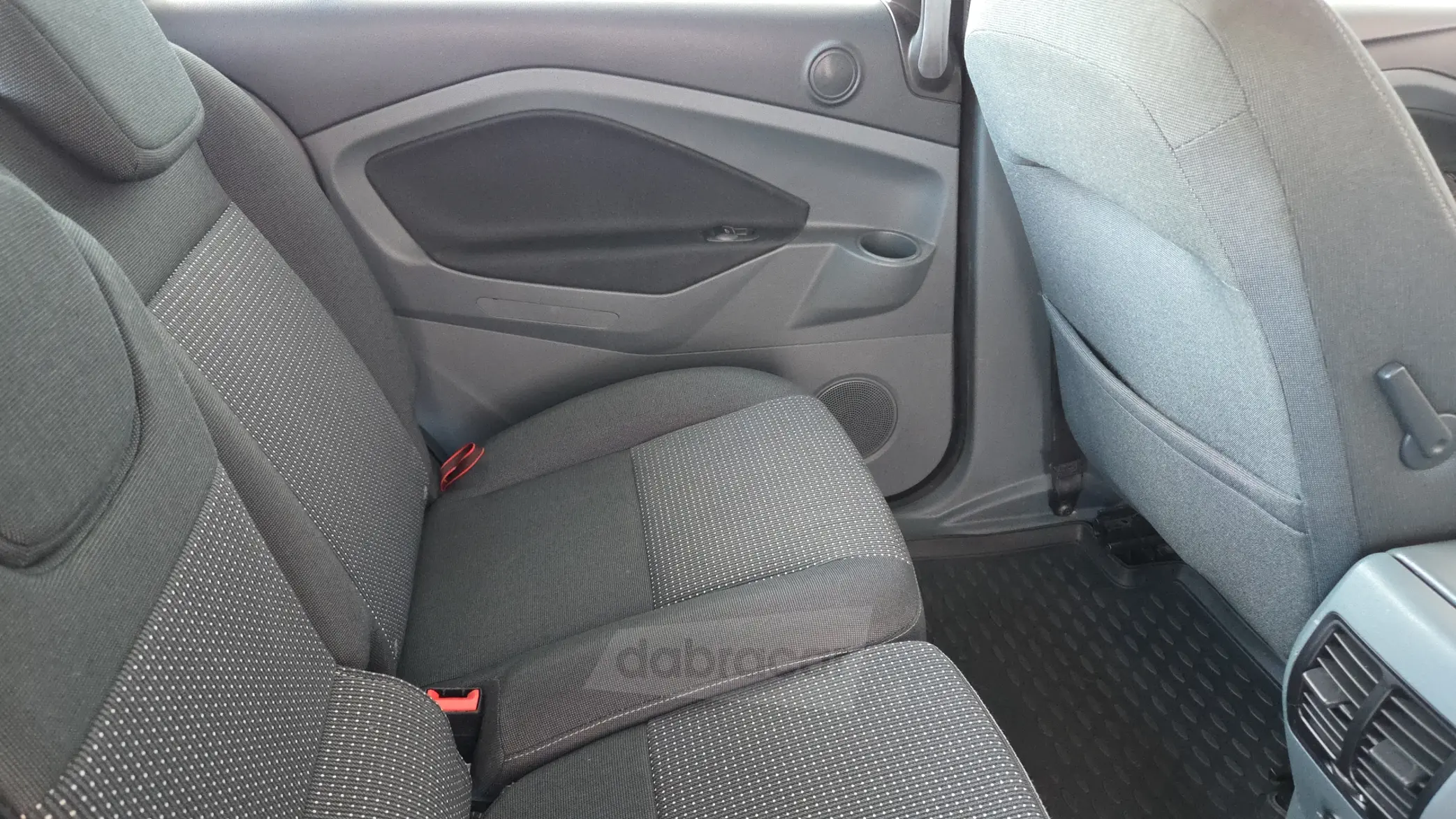  C-MAX