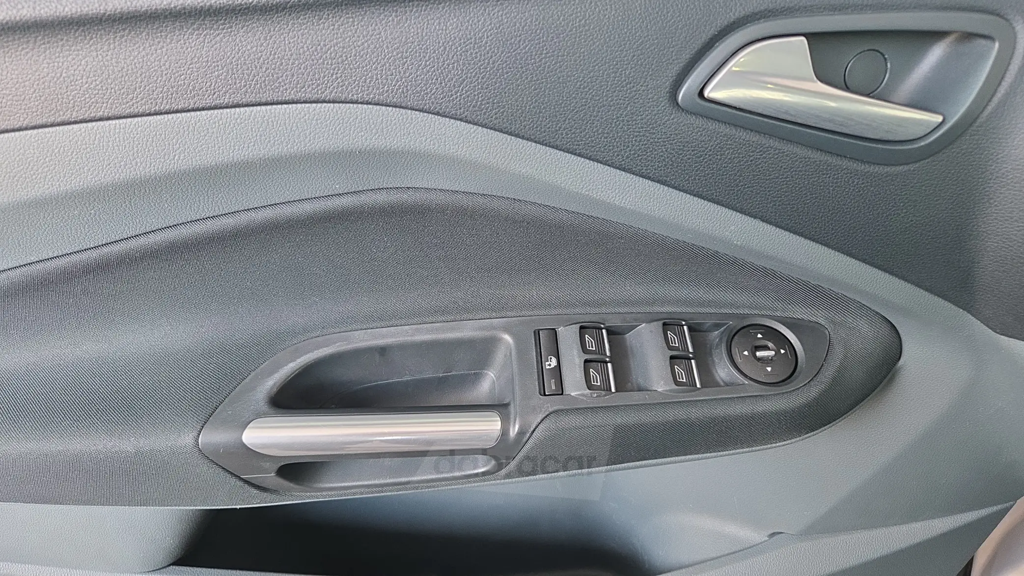  C-MAX