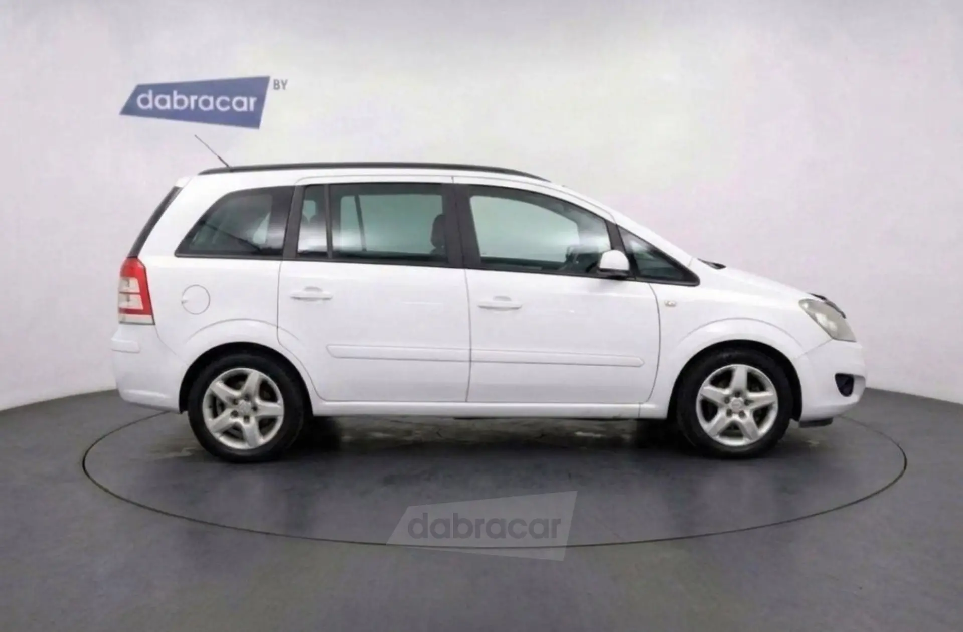  Zafira