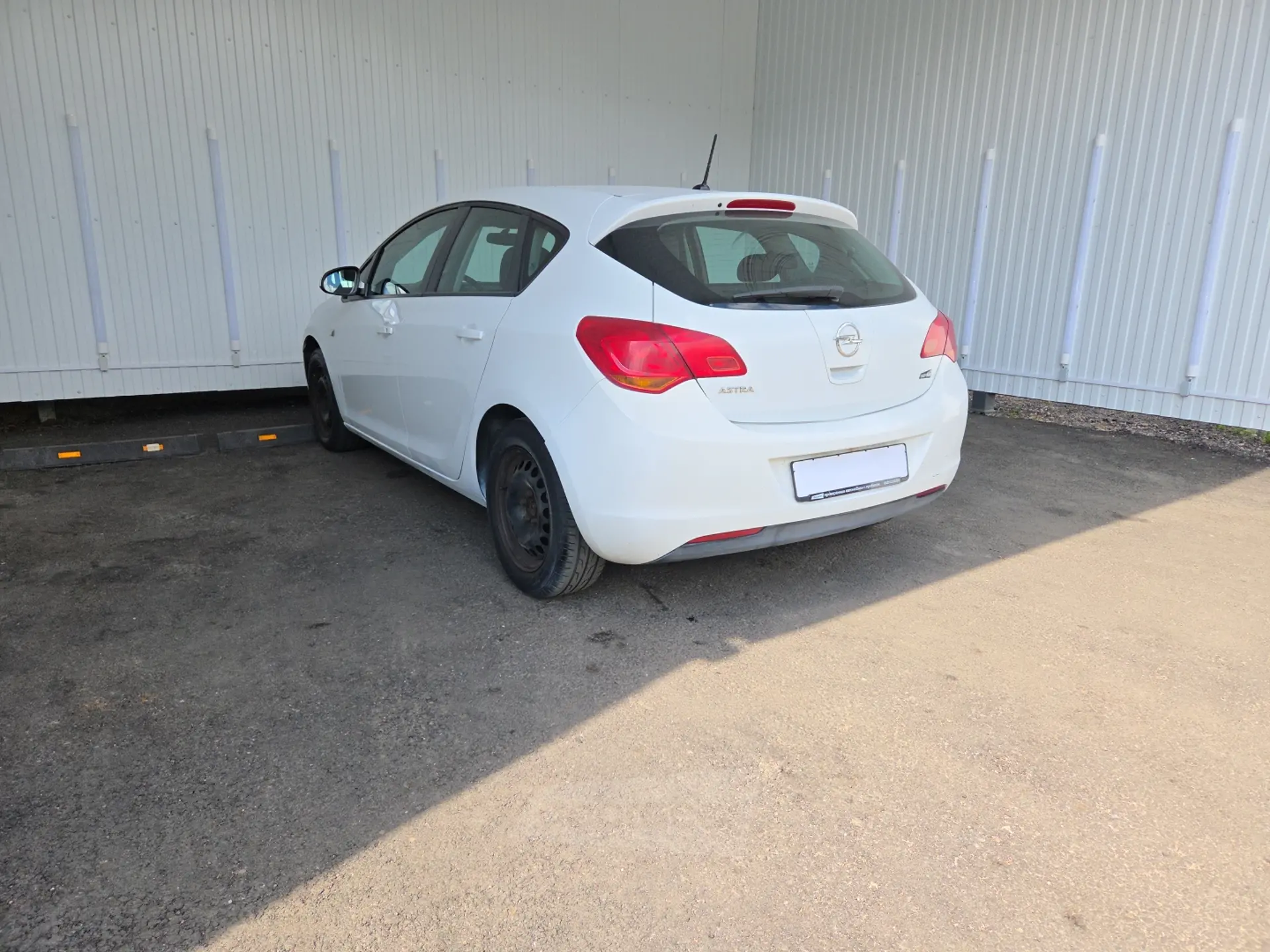  Astra