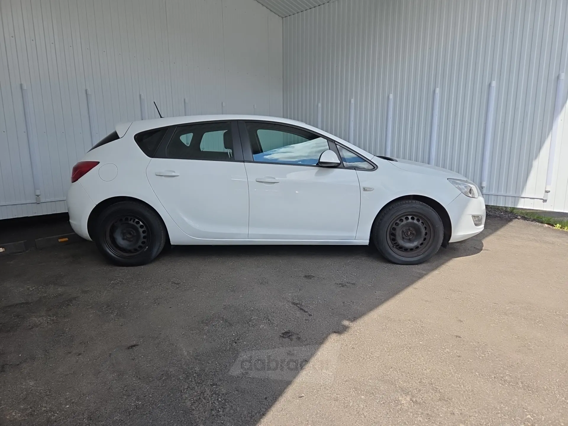  Astra