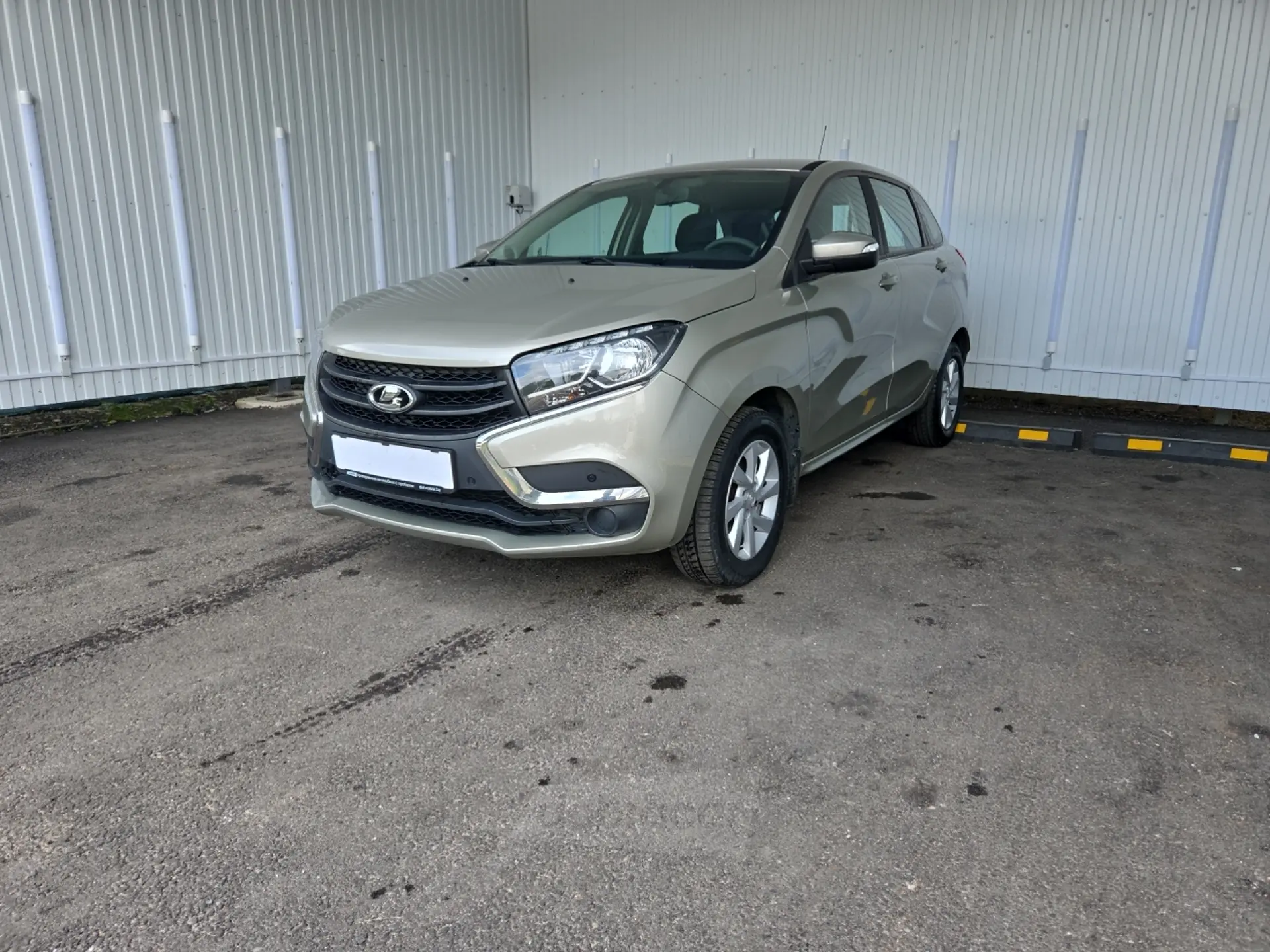 Автомобиль LADA XRAY (2018)
