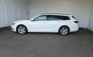 Opel Insignia 2017 года за 41 100 BYN в Минск