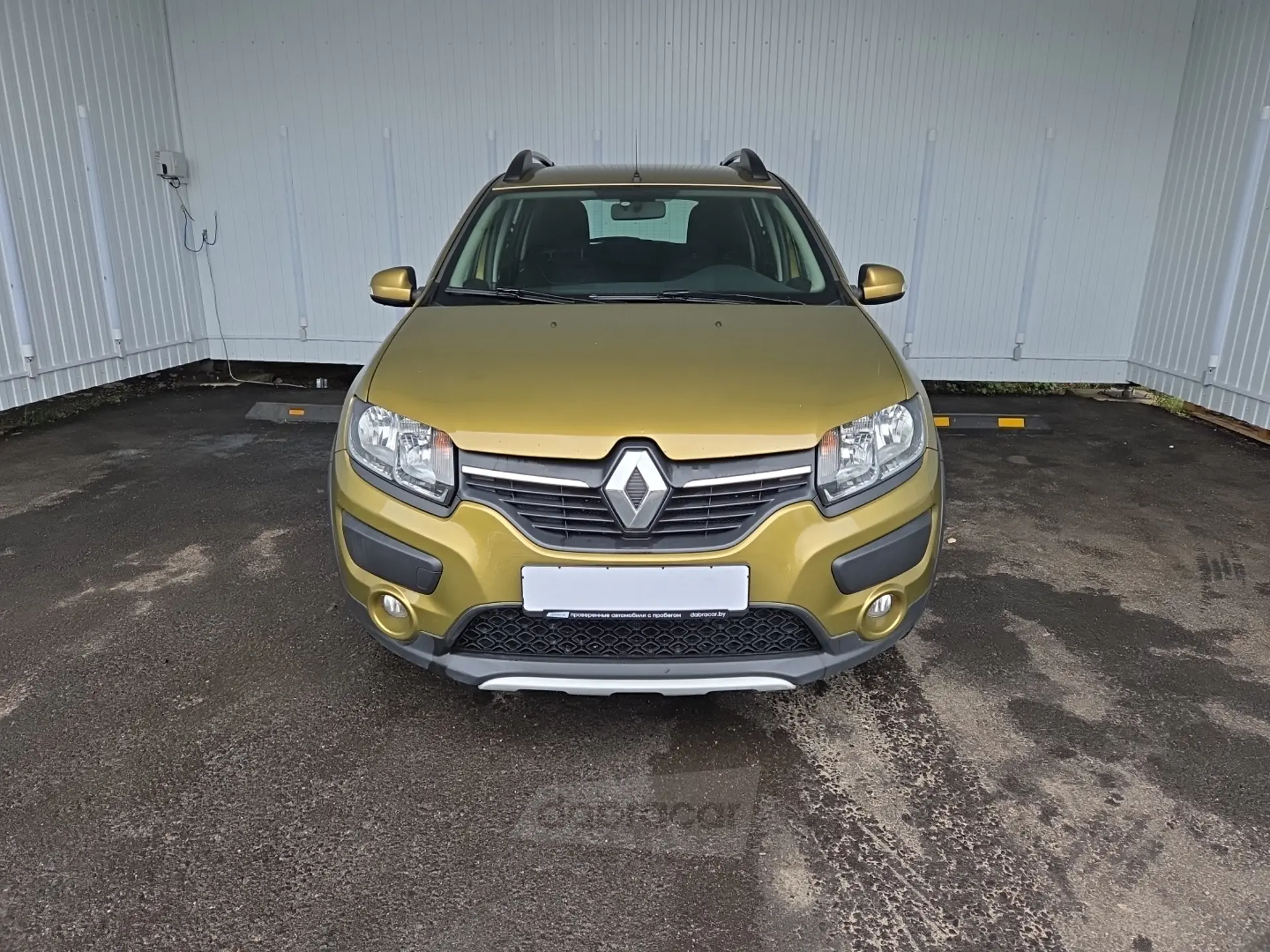  Sandero
