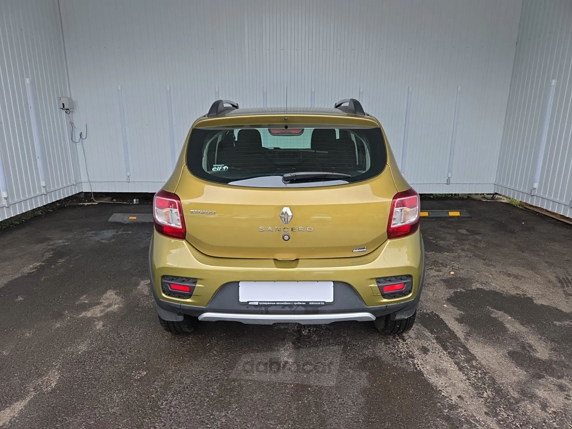  Sandero