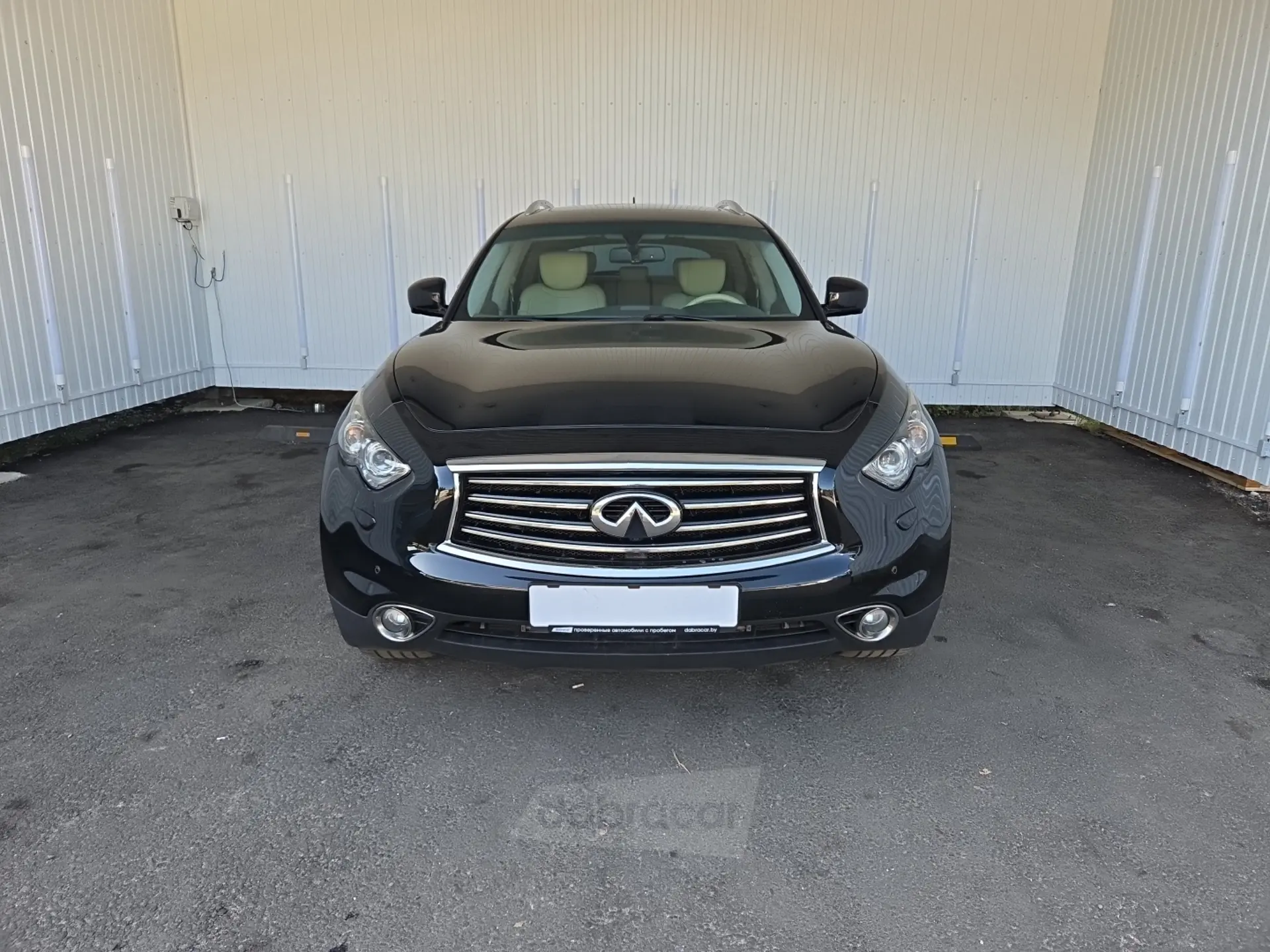  QX70
