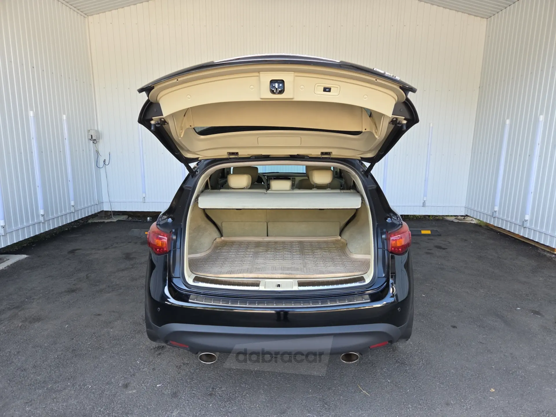  QX70