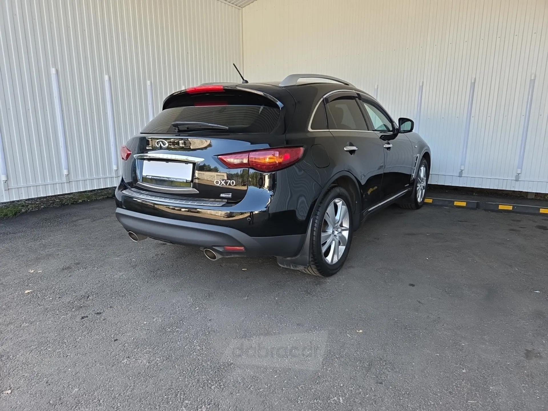  QX70