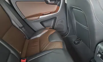 Volvo XC60 2014 года за 51 100 BYN в Минск