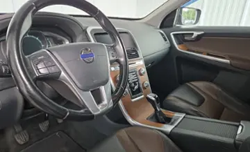 Volvo XC60 2014 года за 51 100 BYN в Минск