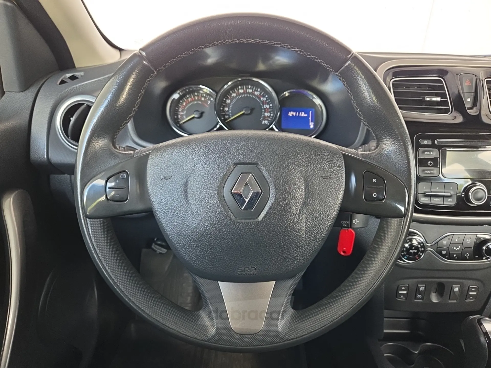  Sandero