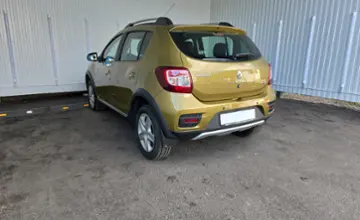Renault Sandero 2016 года за 30 990 BYN в Минск