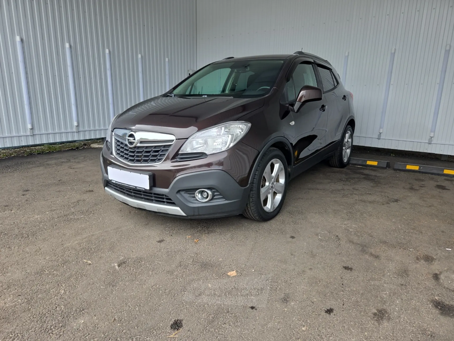 Автомобиль Opel Mokka (2014)