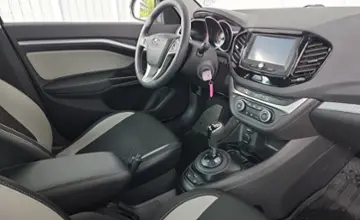 LADA (ВАЗ) Vesta Cross 2019 года за 29 590 BYN в Минск