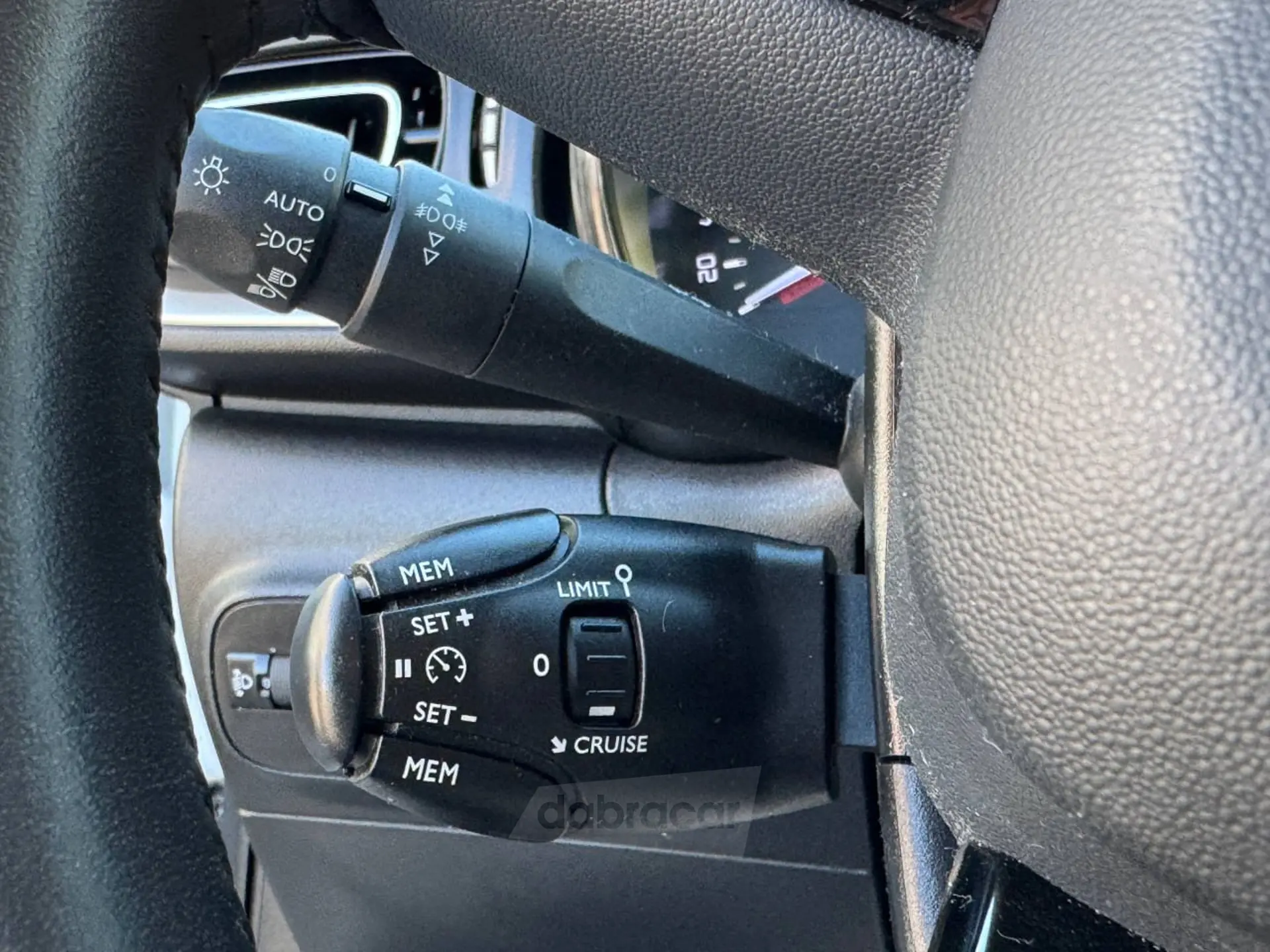  C3