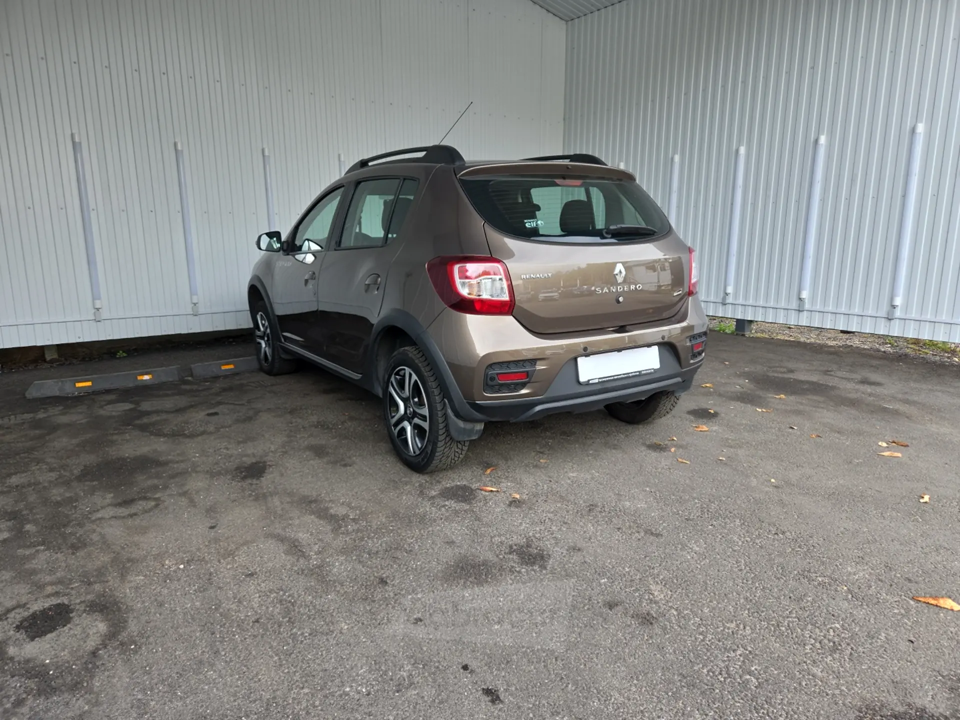  Sandero