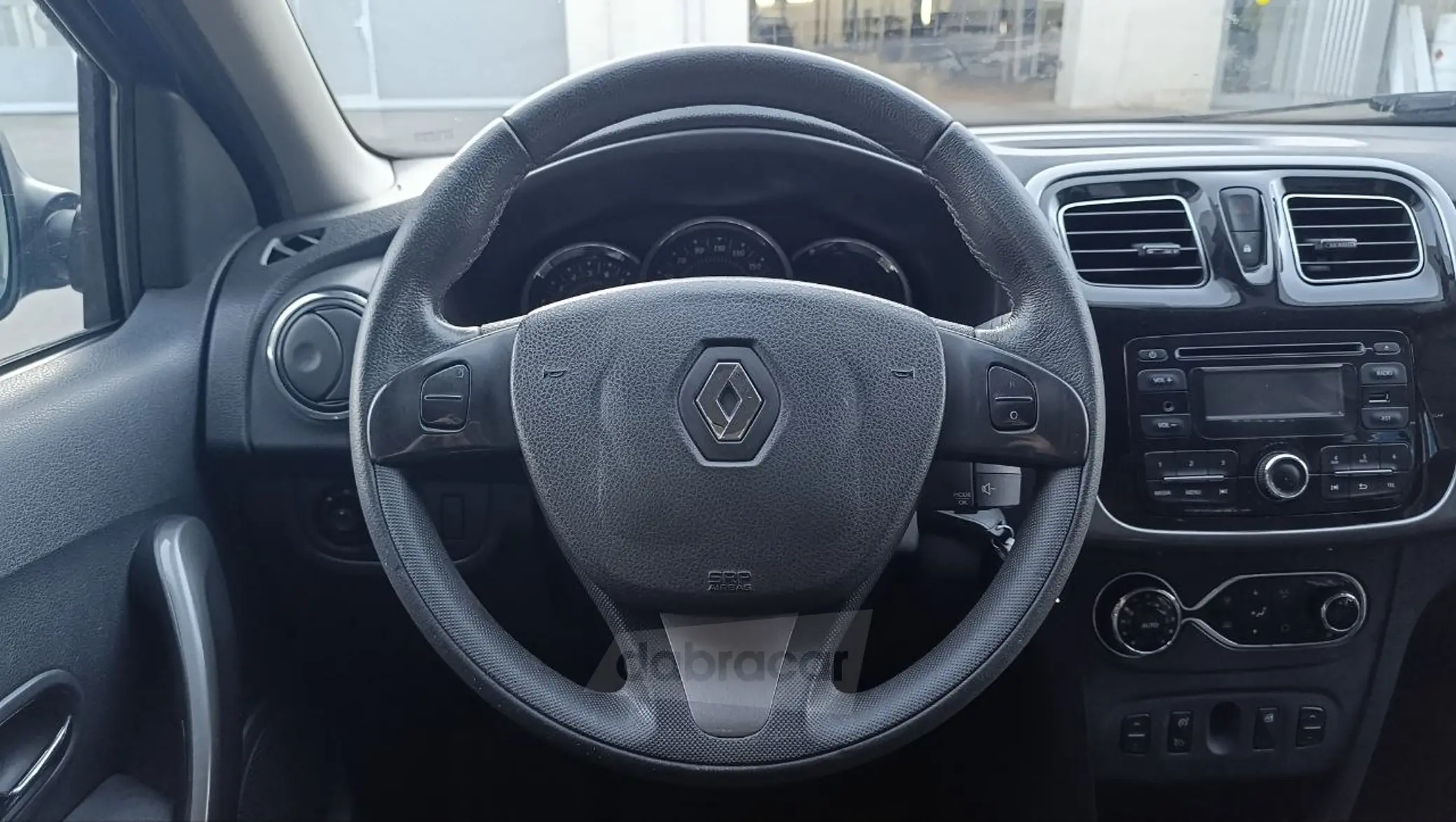  Sandero