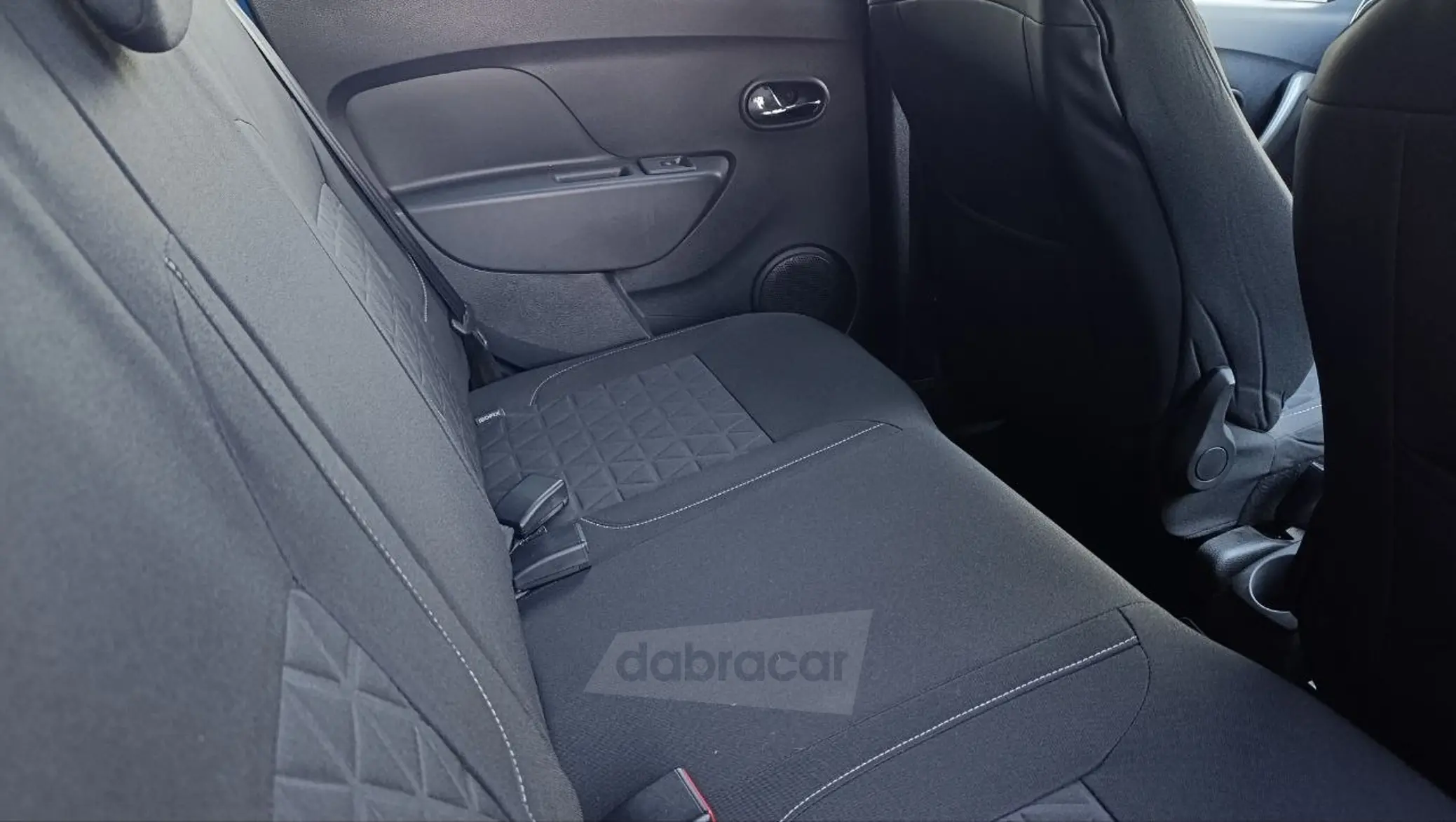  Sandero