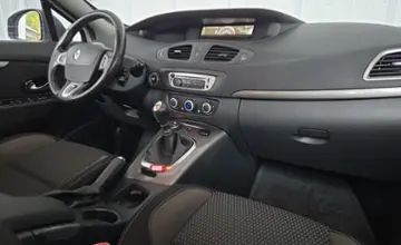 Renault Scenic 2014 года за 28 800 BYN в Минск