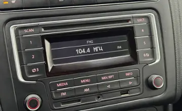 Volkswagen Polo 2015 года за 34 200 BYN в Гомель