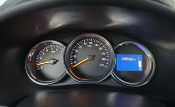 Renault Logan 2016 года за 26 990 BYN в Минск