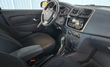 Renault Logan 2016 года за 26 990 BYN в Минск