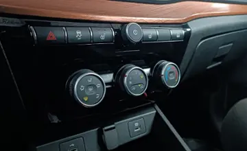 LADA (ВАЗ) Vesta Cross 2024 года за 49 990 BYN в Минск