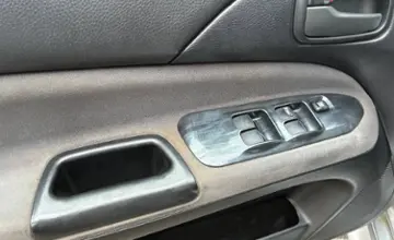 Mitsubishi Lancer 2004 года за 9 990 BYN в Гомель