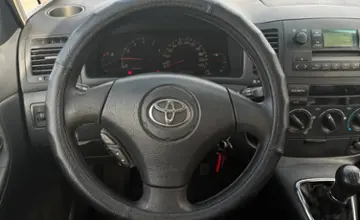 Toyota Corolla Verso 2002 года за 11 590 BYN в Гомель