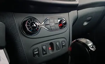 Renault Sandero 2017 года за 33 120 BYN в Минск