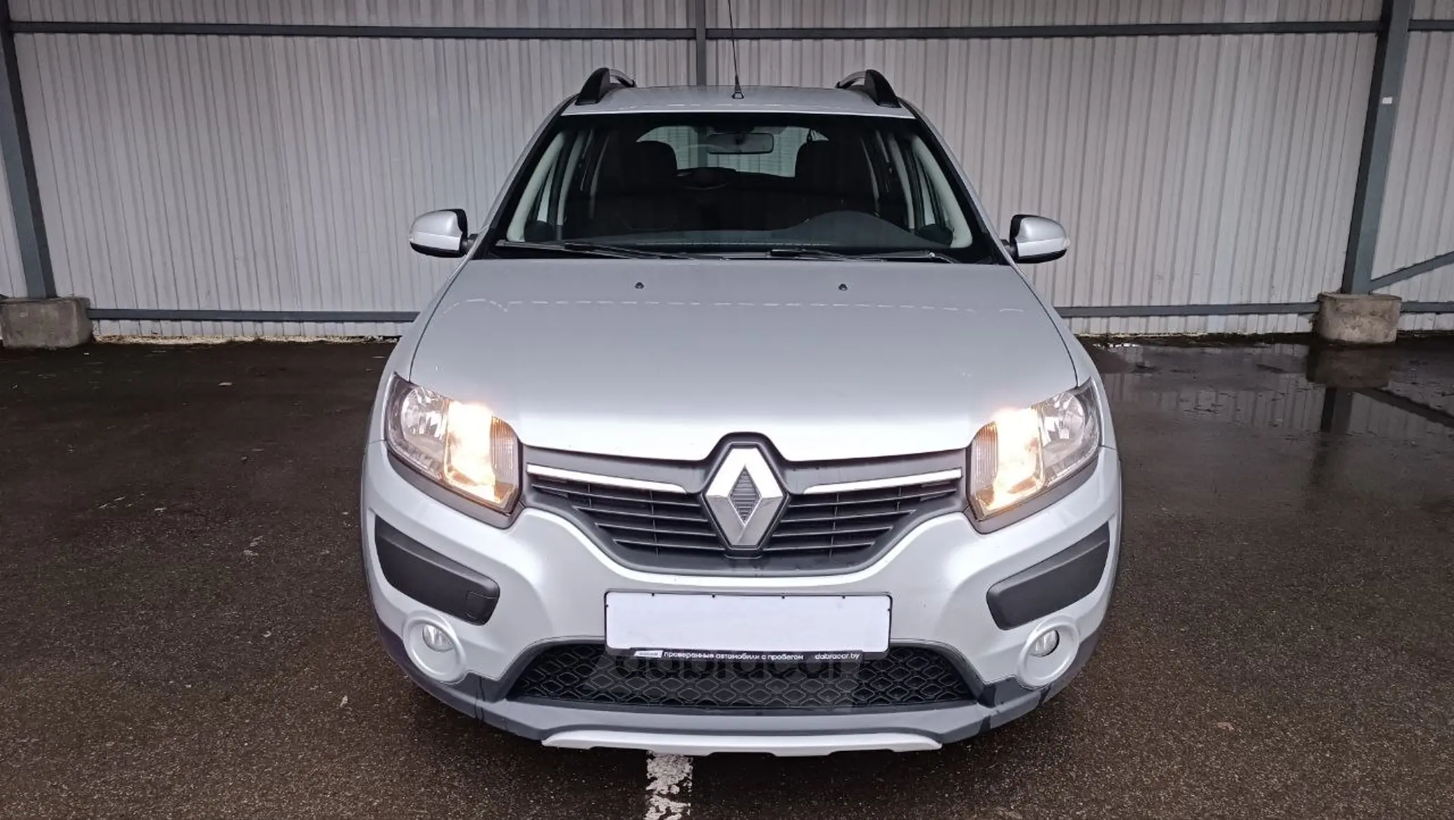  Sandero