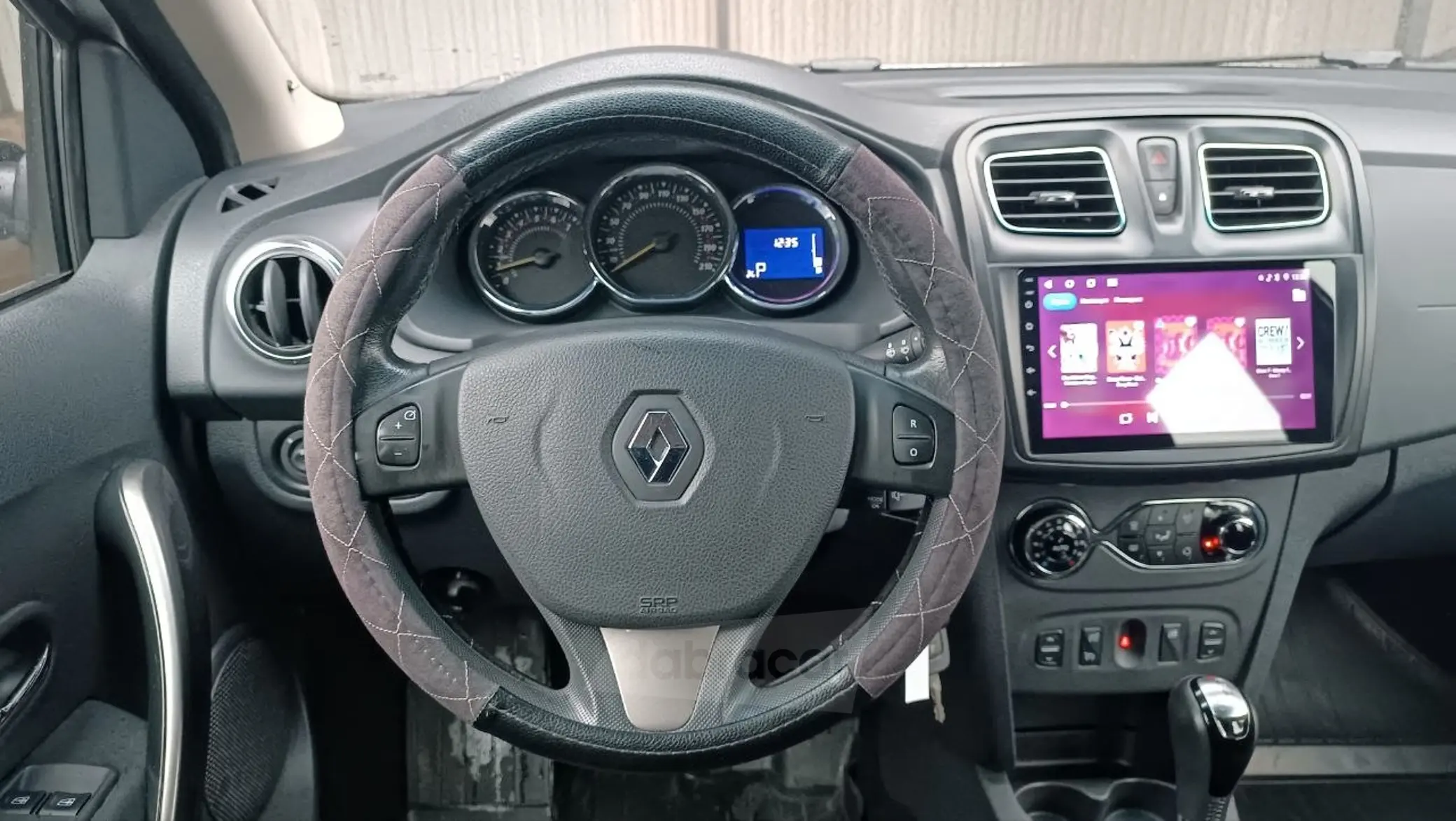  Sandero