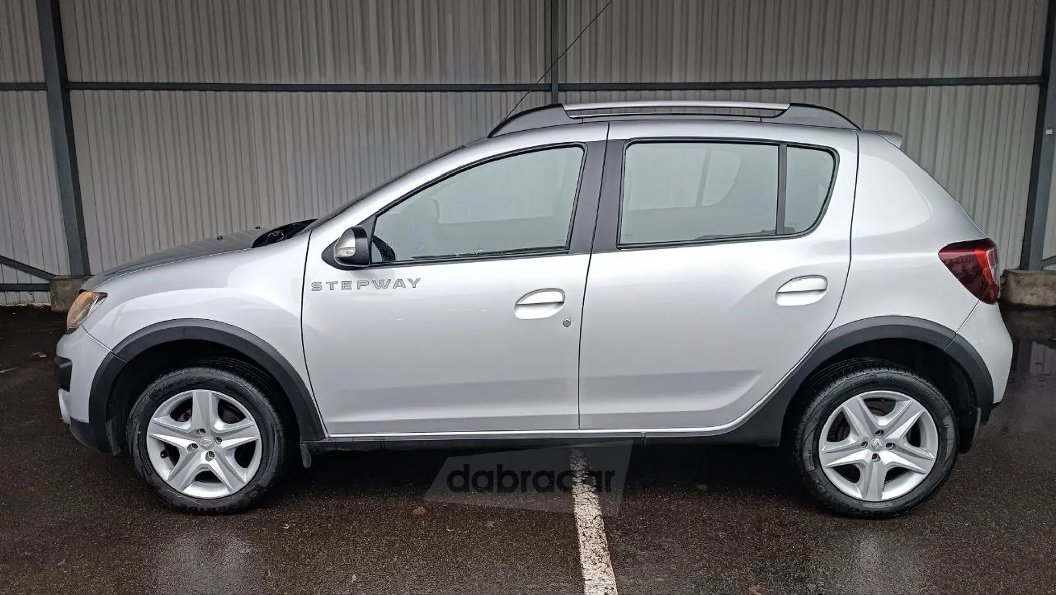  Sandero