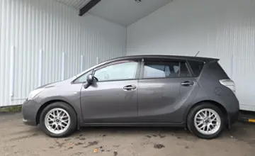 Toyota Verso 2009 года за 23 590 BYN в Минск